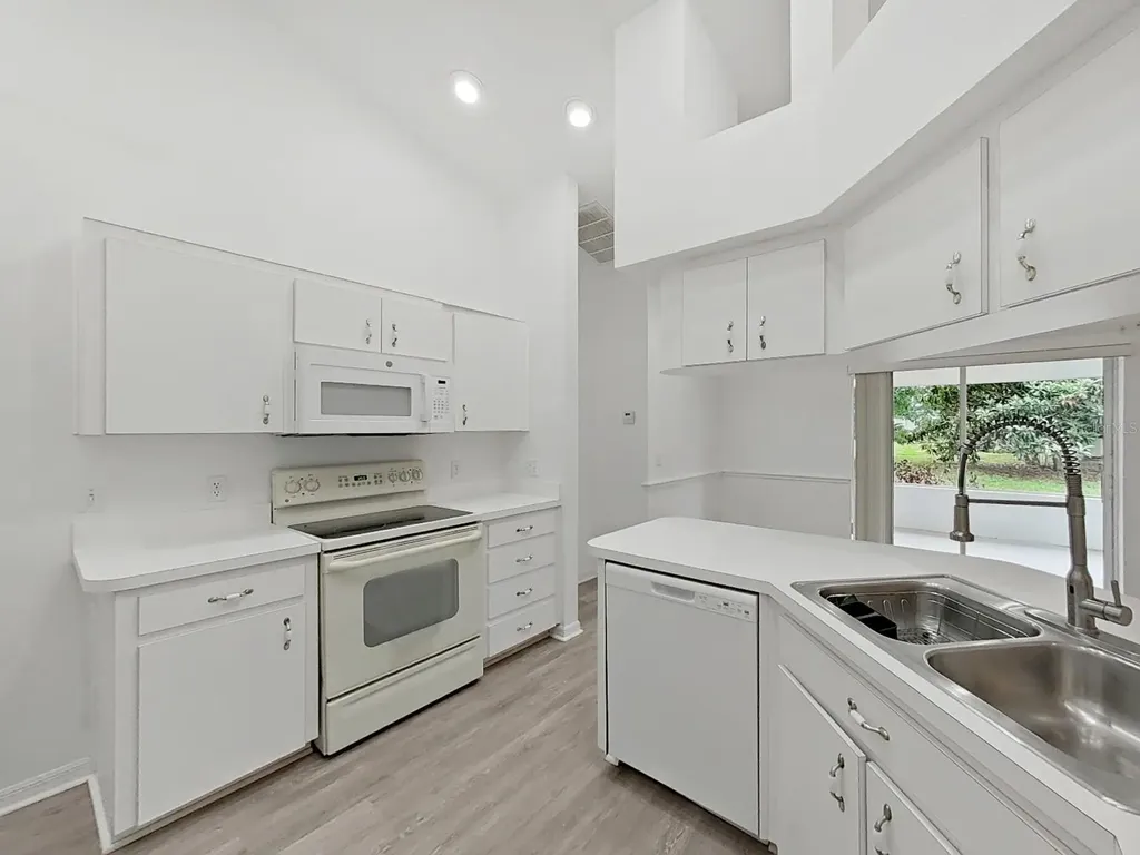 2130 Saxon Lane Lakeland FL 33810