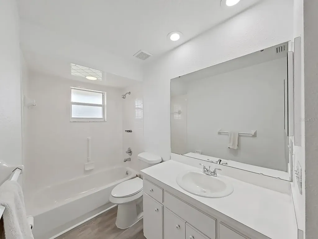 2130 Saxon Lane Lakeland FL 33810