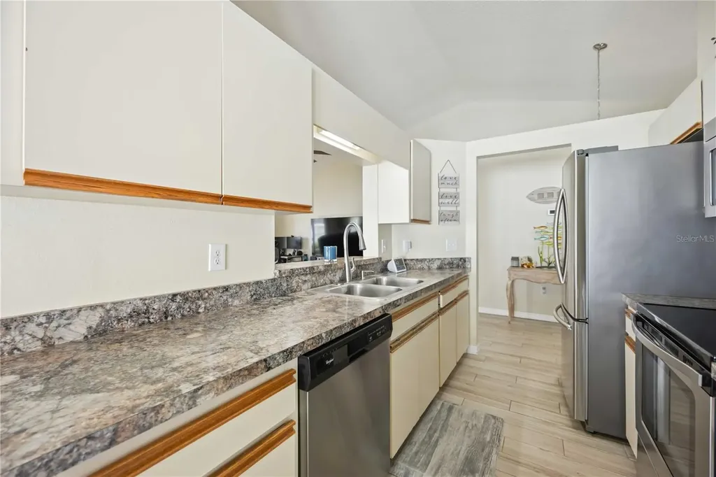 3937 37th Street Court W Bradenton FL 34205
