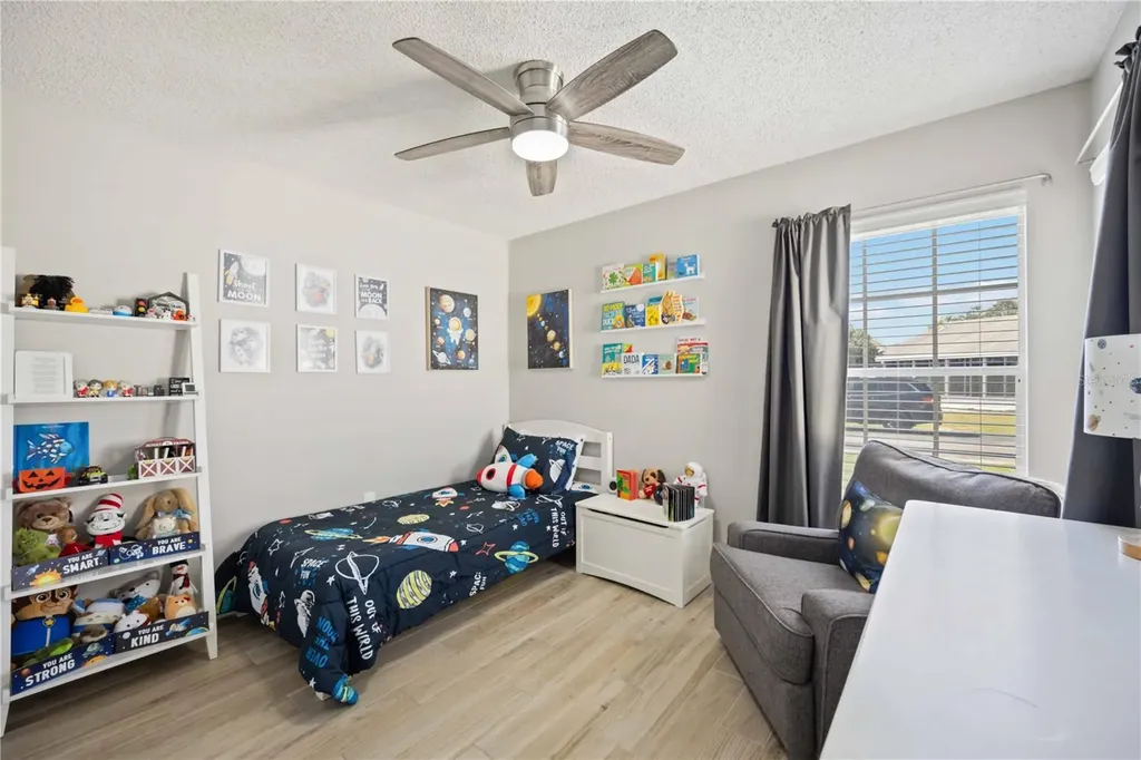 3937 37th Street Court W Bradenton FL 34205