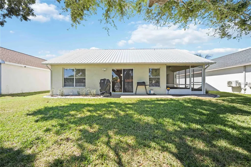 3937 37th Street Court W Bradenton FL 34205