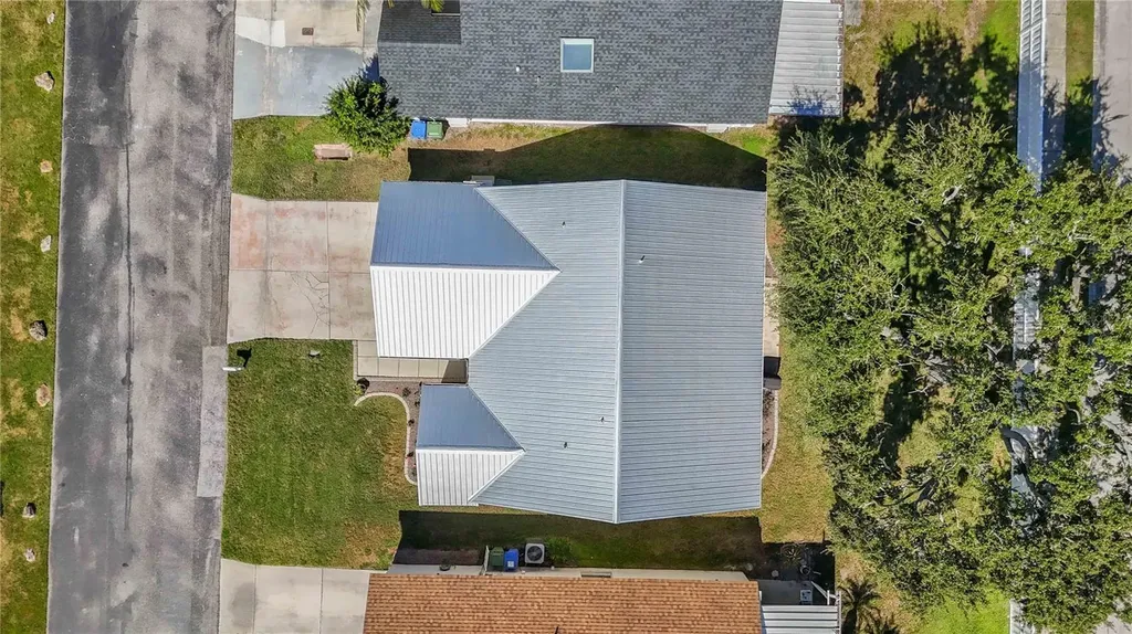 3937 37th Street Court W Bradenton FL 34205