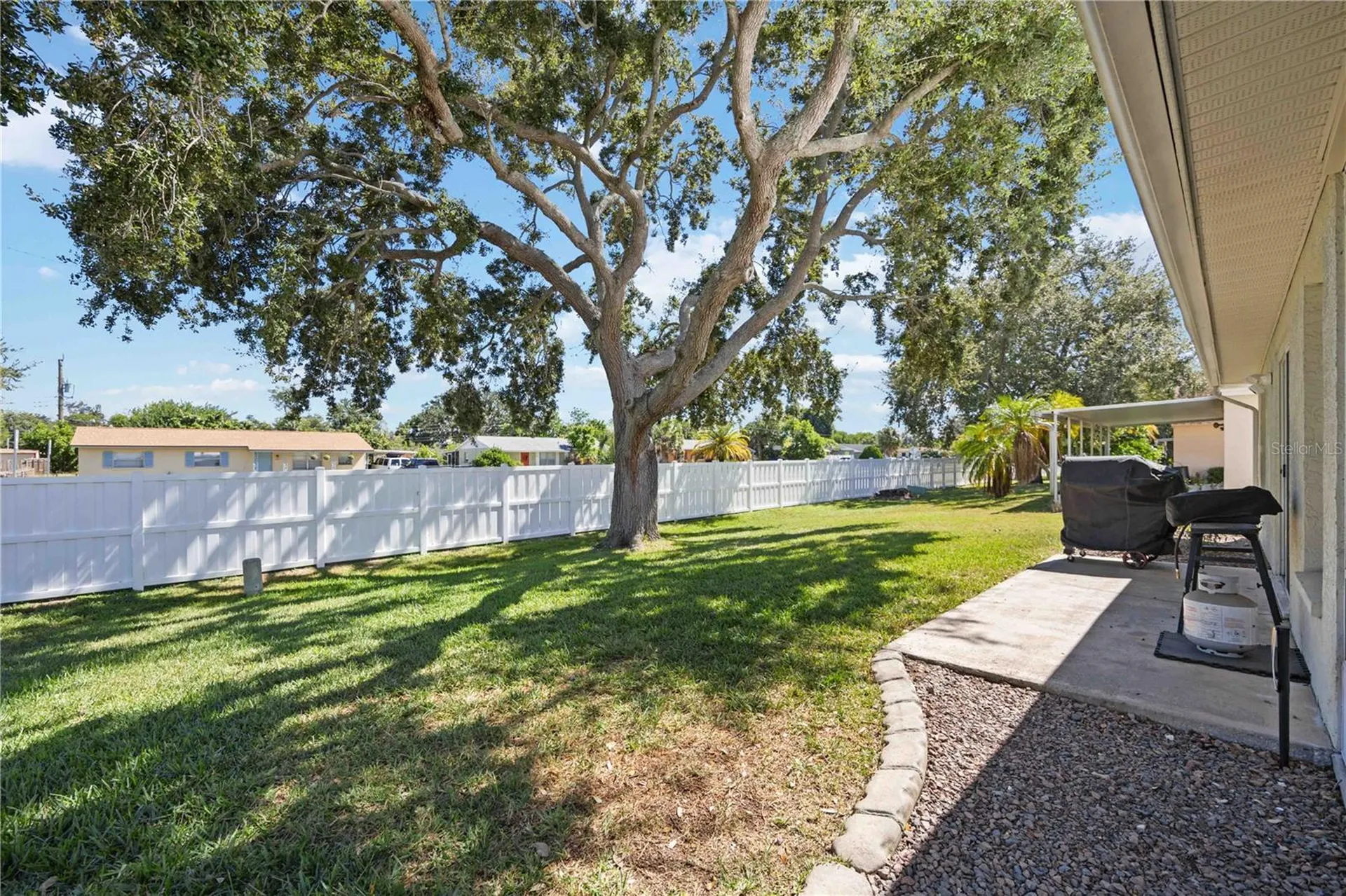 3937 37th Street Court W Bradenton FL 34205