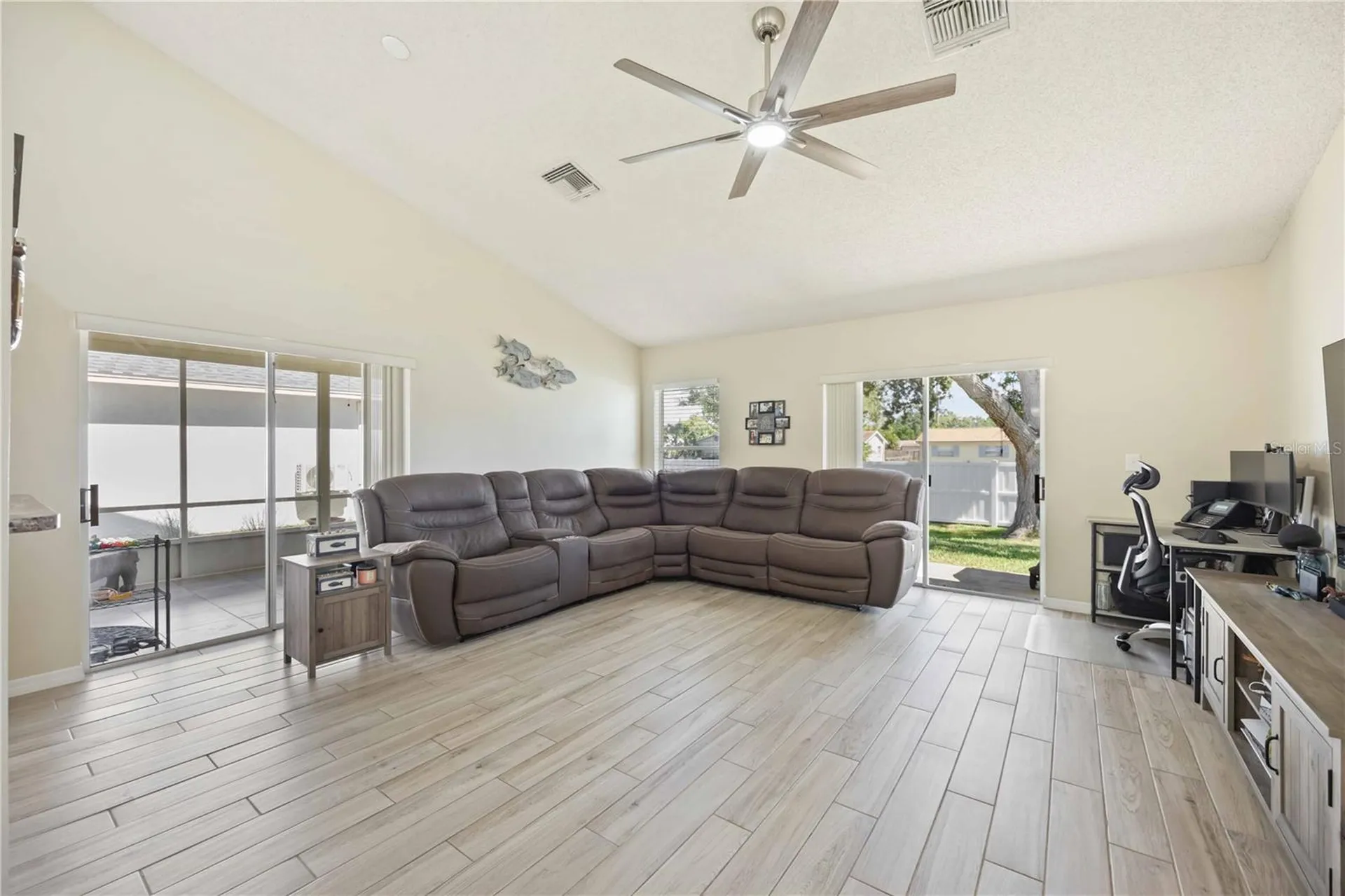 3937 37th Street Court W Bradenton FL 34205