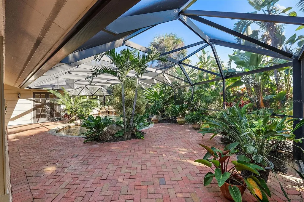 2371 Landings Circle Bradenton FL 34209