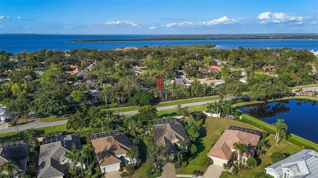 2371 Landings Circle Bradenton FL 34209