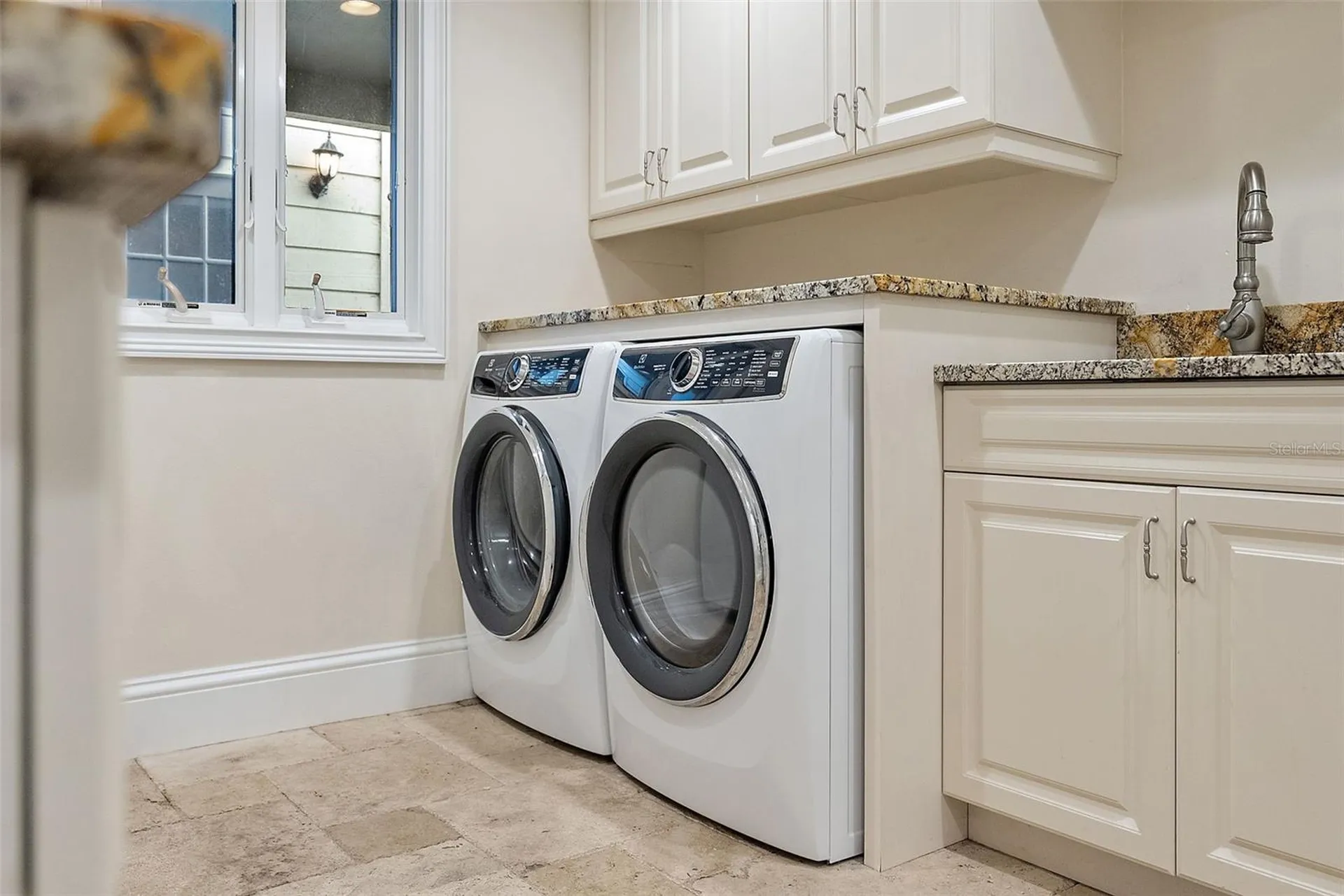 2371 Landings Circle Bradenton FL 34209