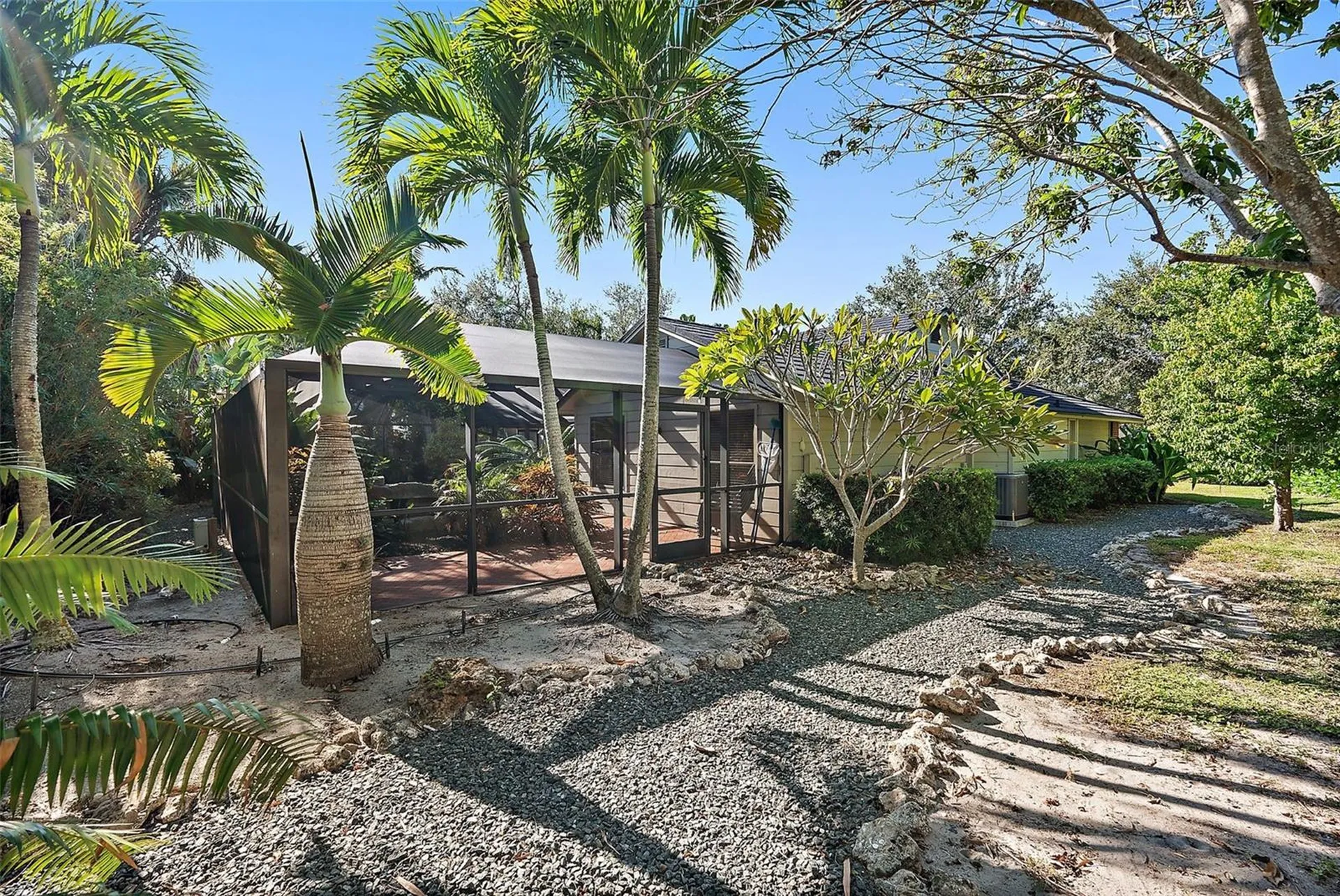 2371 Landings Circle Bradenton FL 34209