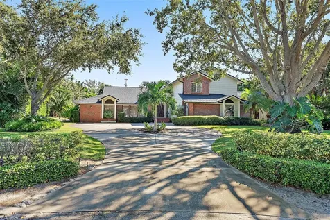 2371 Landings Circle Bradenton FL 34209