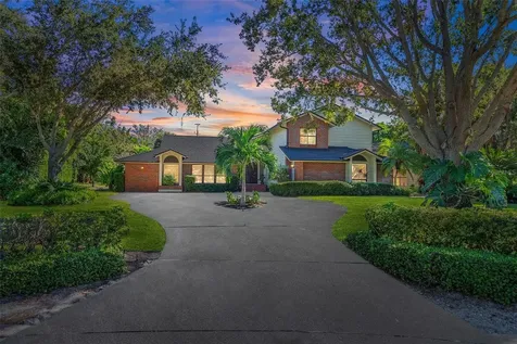2371 Landings Circle Bradenton FL 34209