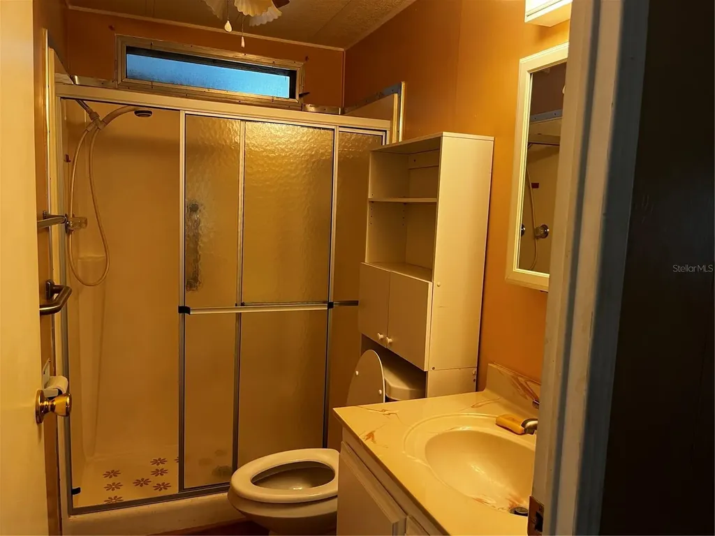 212 Paradise S Leesburg FL 34788