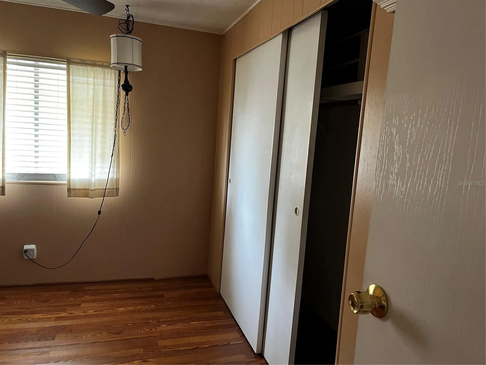 212 Paradise S Leesburg FL 34788