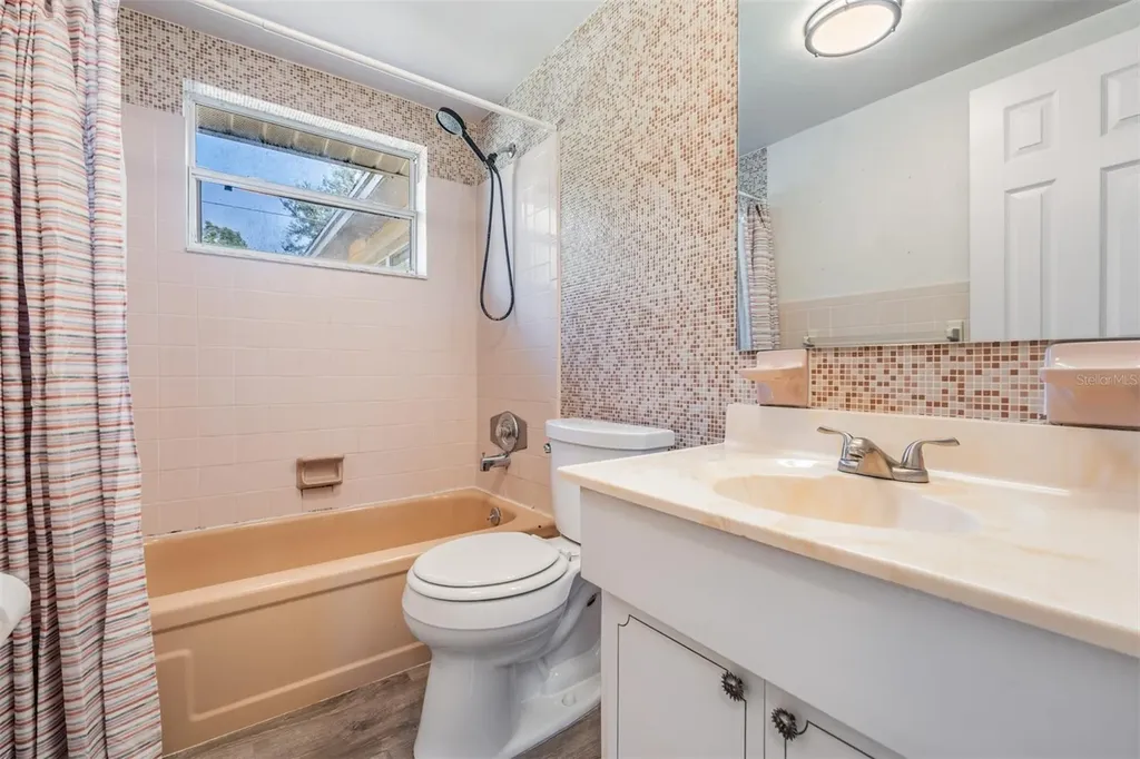 5301 Dawn Lane Holiday FL 34690