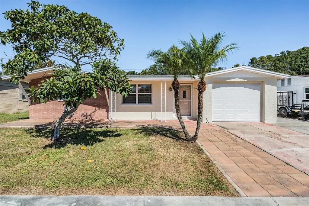 5301 Dawn Lane Holiday FL 34690