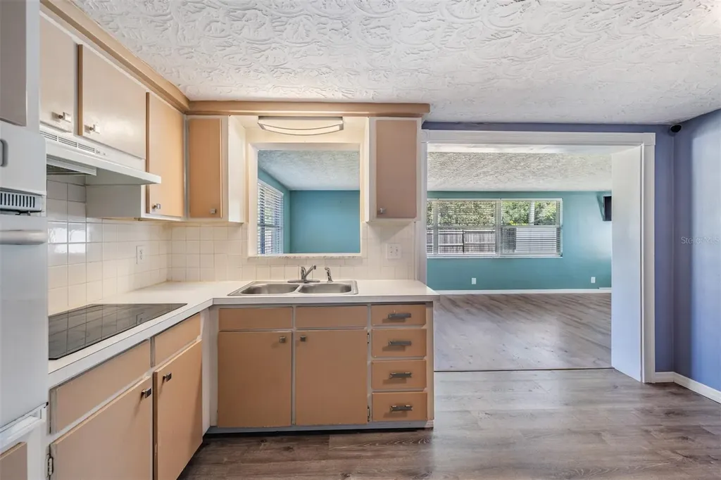 5301 Dawn Lane Holiday FL 34690