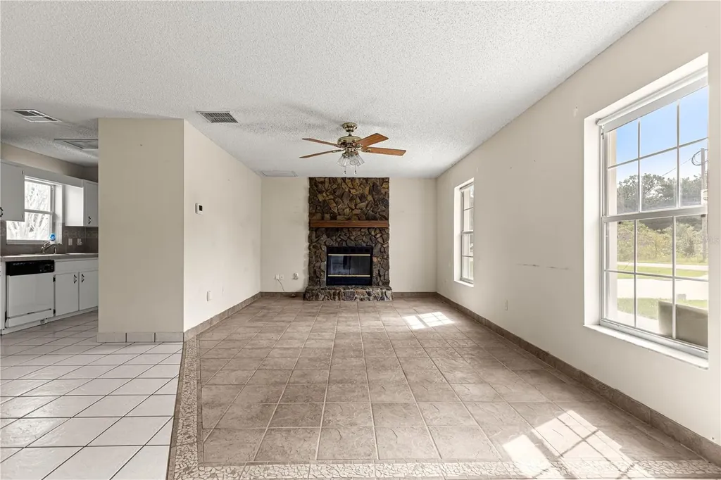 3805 SE 139th Street Summerfield FL 34491