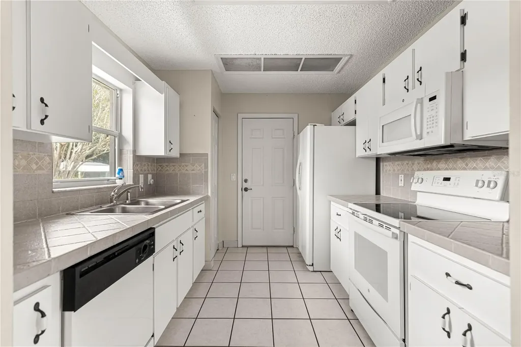 3805 SE 139th Street Summerfield FL 34491