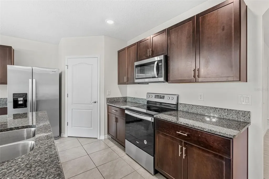 1433 Riverboat Drive Kissimmee FL 34744