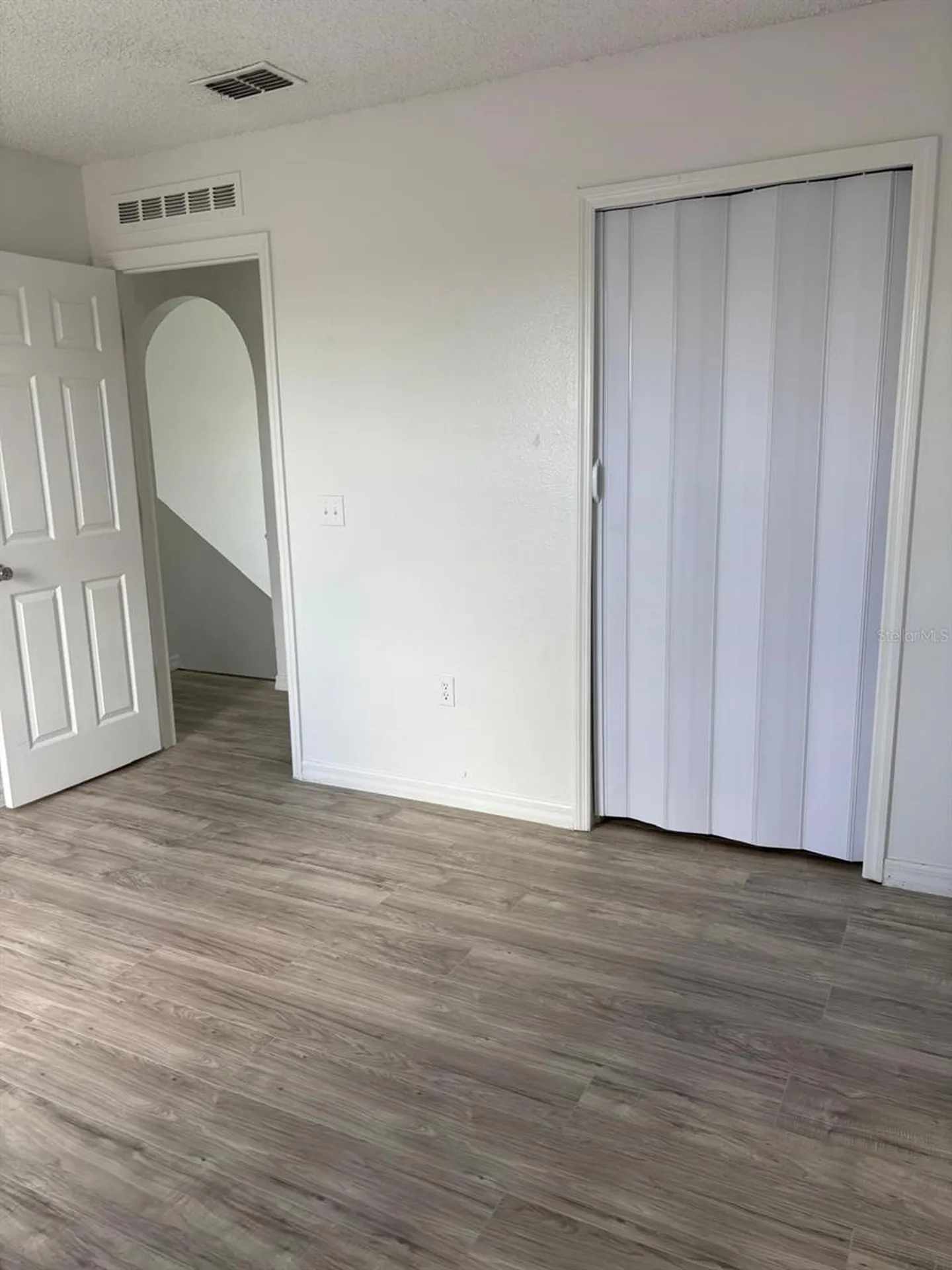 404 Manitoba Drive Kissimmee FL 34759