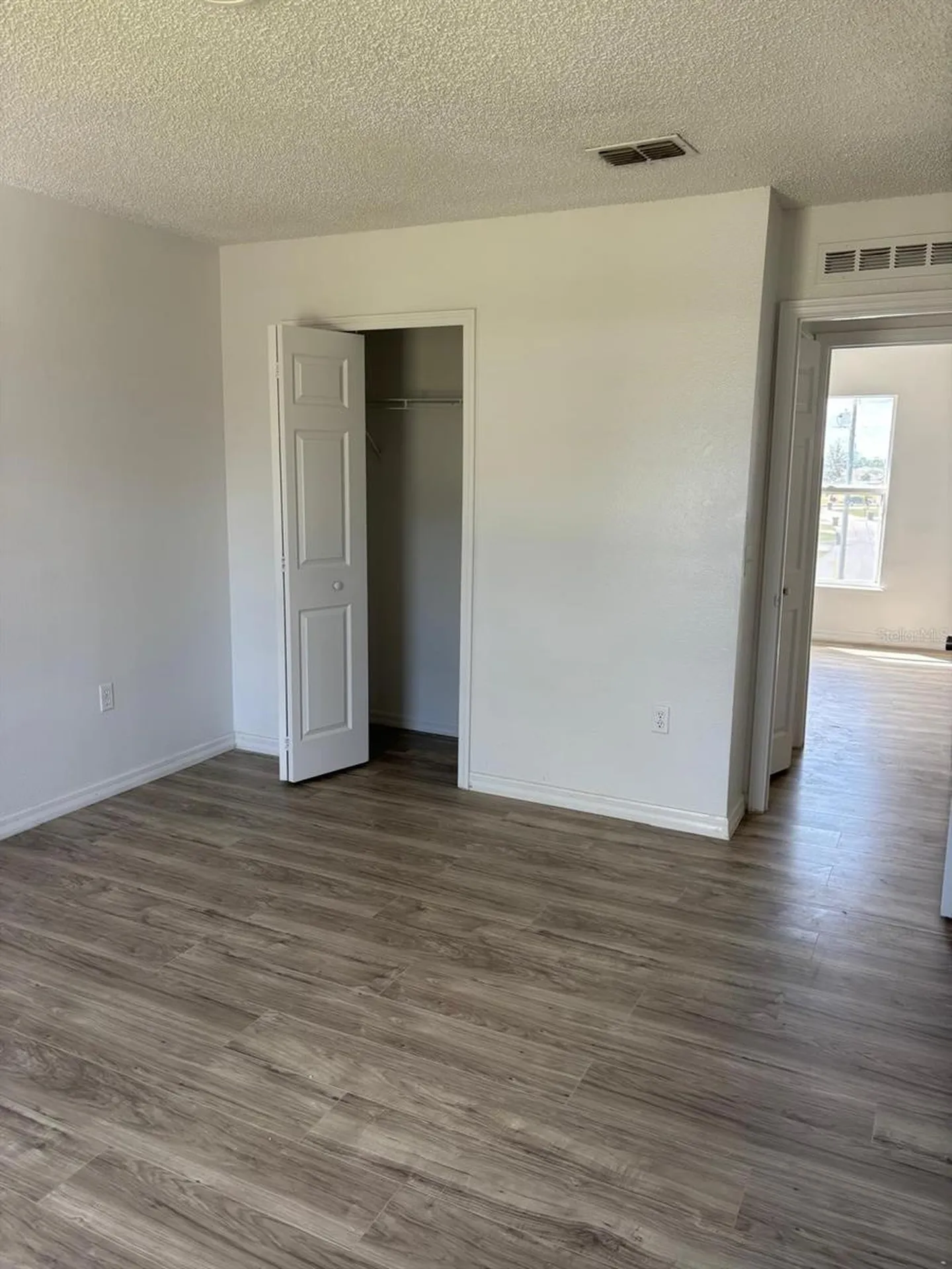 404 Manitoba Drive Kissimmee FL 34759