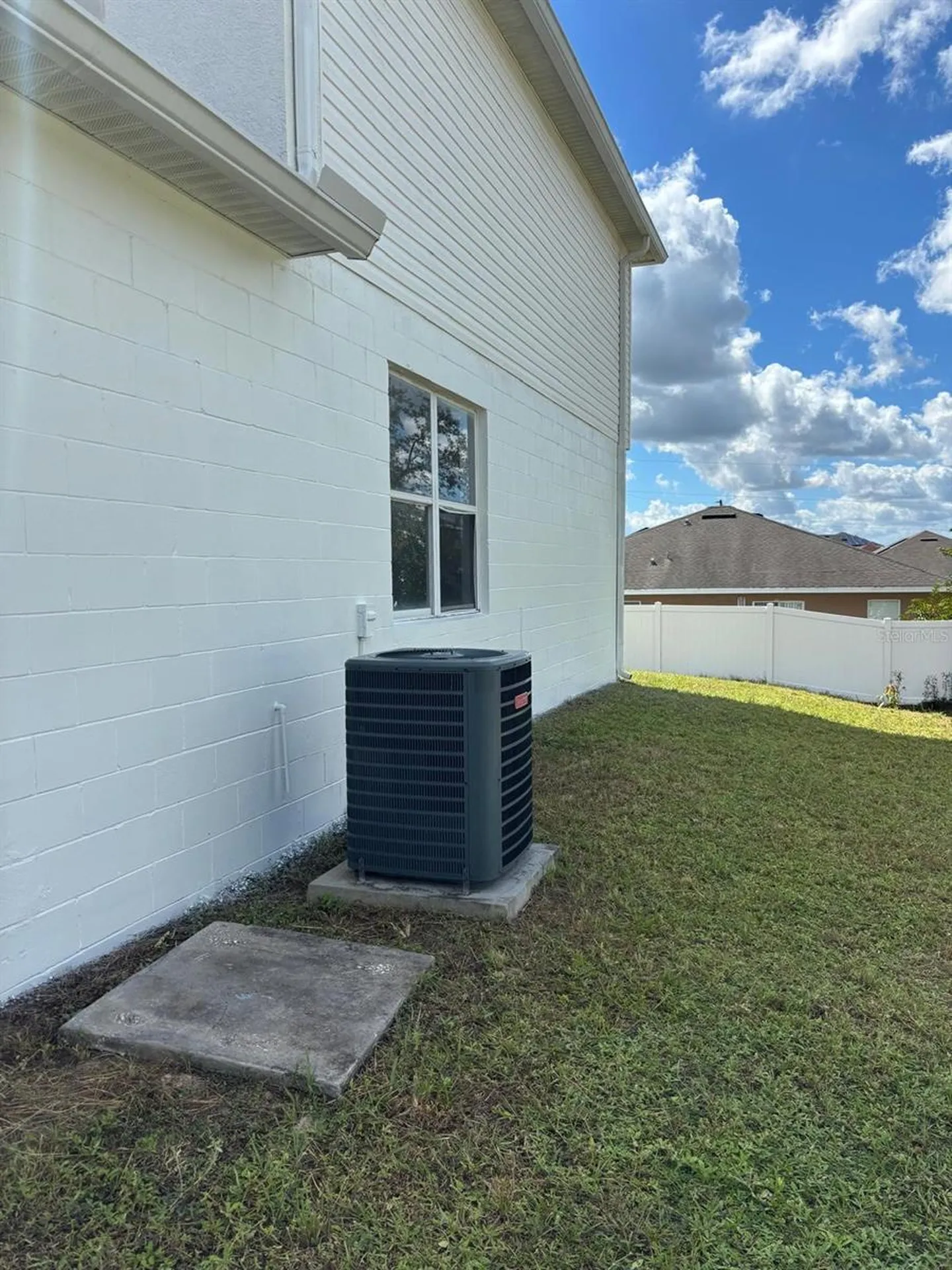 404 Manitoba Drive Kissimmee FL 34759