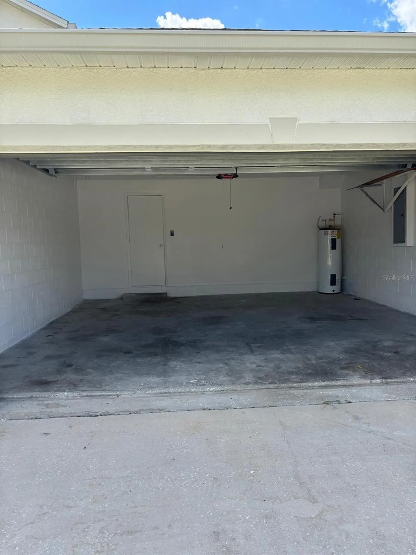 404 Manitoba Drive Kissimmee FL 34759