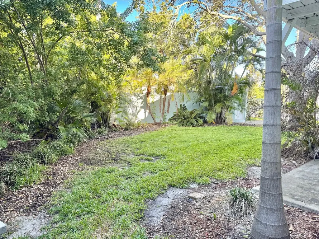 603 Garland Circle Indian Rocks Beach FL 33785