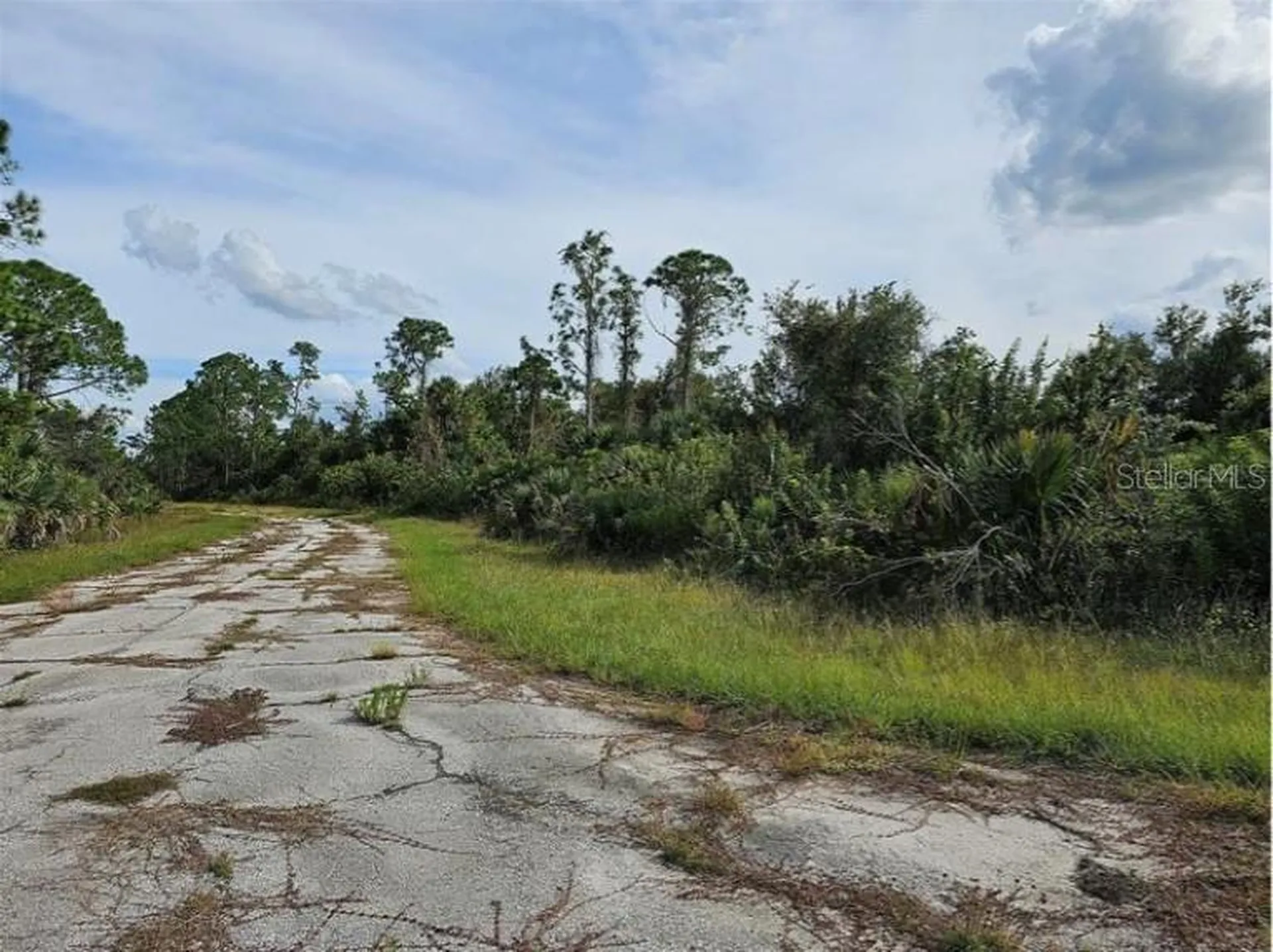 Lot 1 Hinshaw Avenue North Port FL 34288