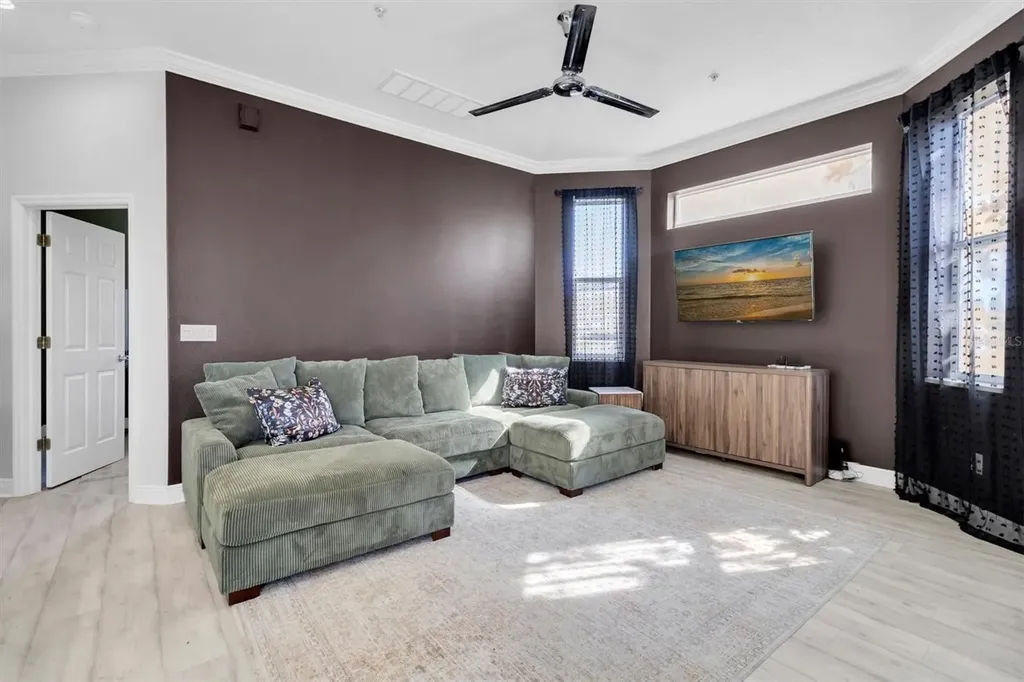 487 Bayou Village Drive Tarpon Springs FL 34689