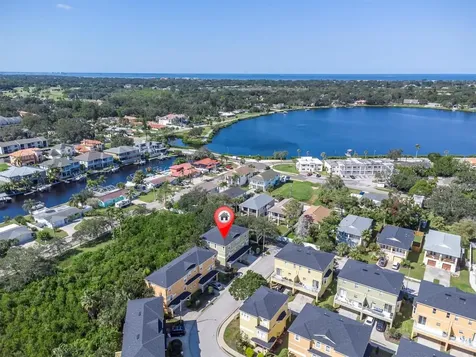 487 Bayou Village Drive Tarpon Springs FL 34689