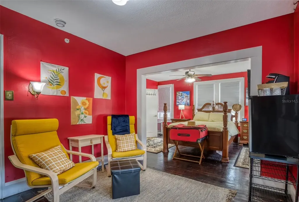 304 15th Street W Bradenton FL 34205