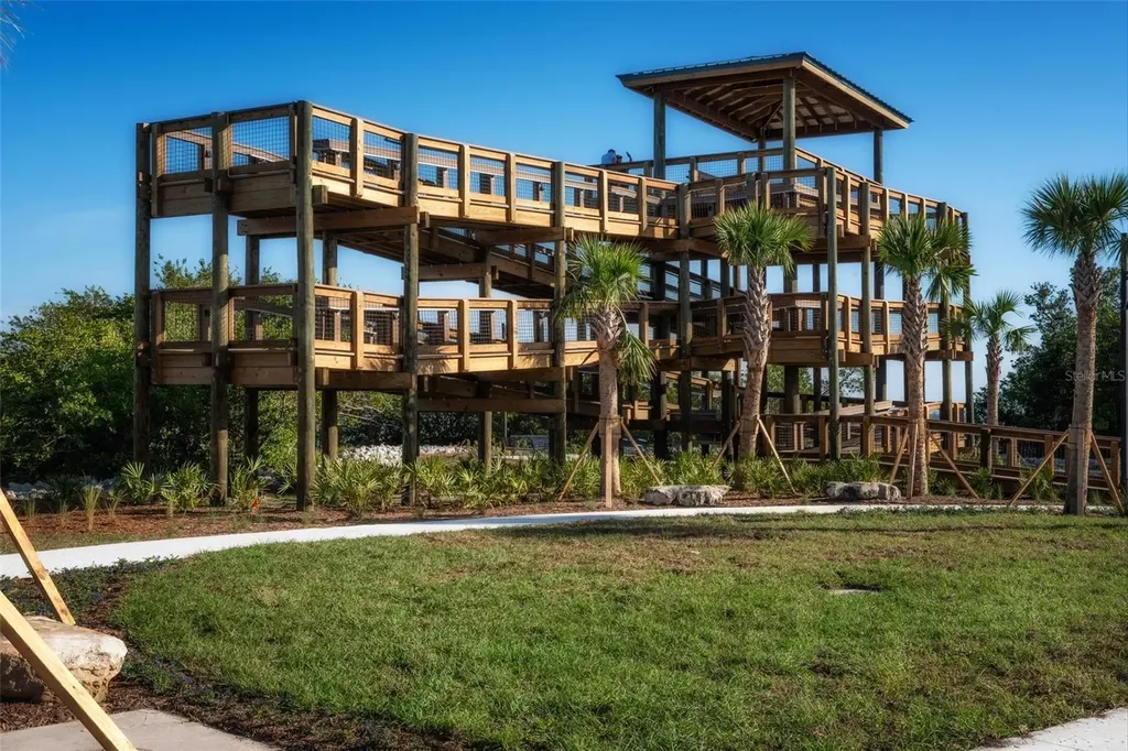 304 15th Street W Bradenton FL 34205