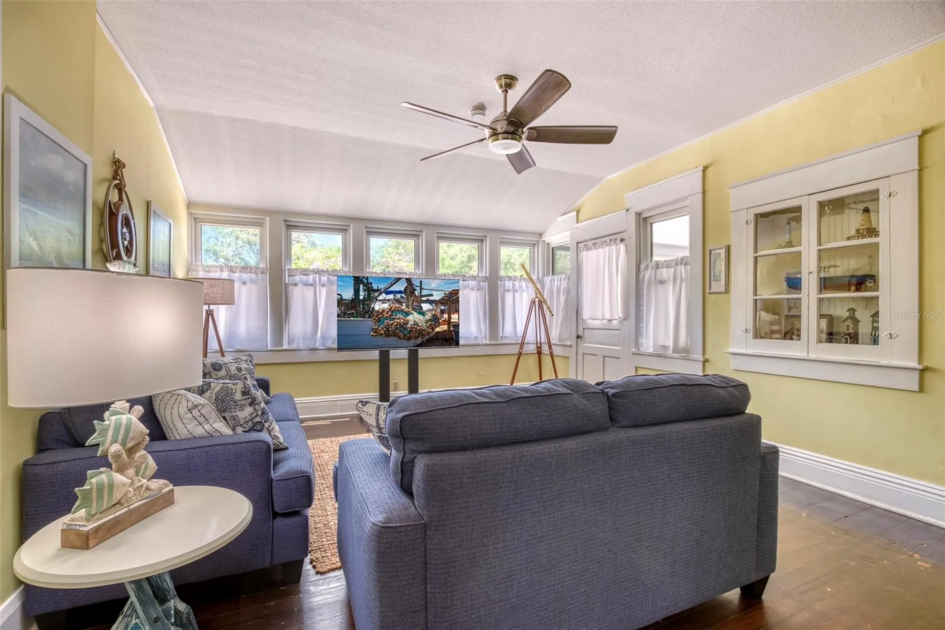 304 15th Street W Bradenton FL 34205