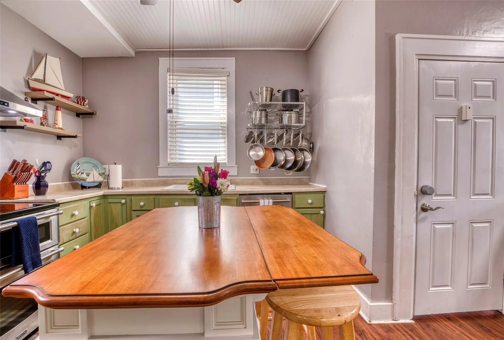 304 15th Street W Bradenton FL 34205