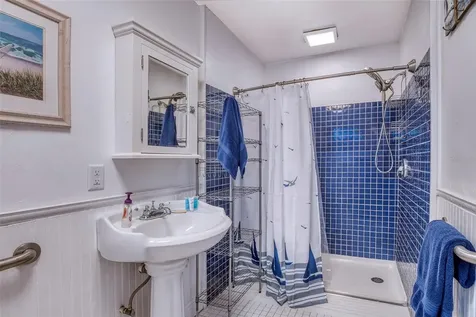 304 15th Street W Bradenton FL 34205