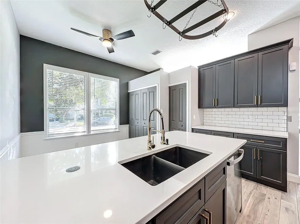 427 N Summerlin Avenue Orlando FL 32803