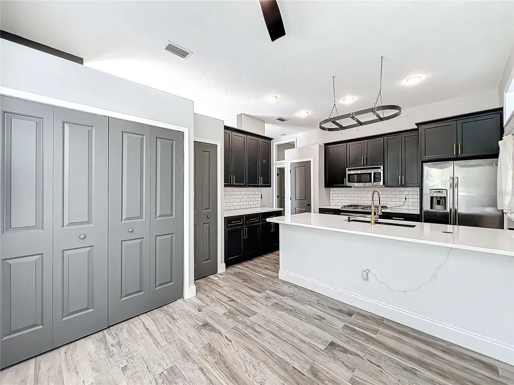 427 N Summerlin Avenue Orlando FL 32803