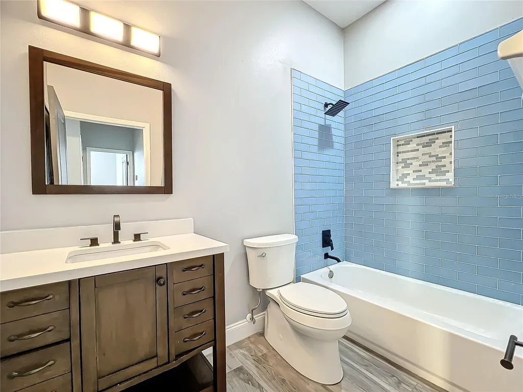 427 N Summerlin Avenue Orlando FL 32803