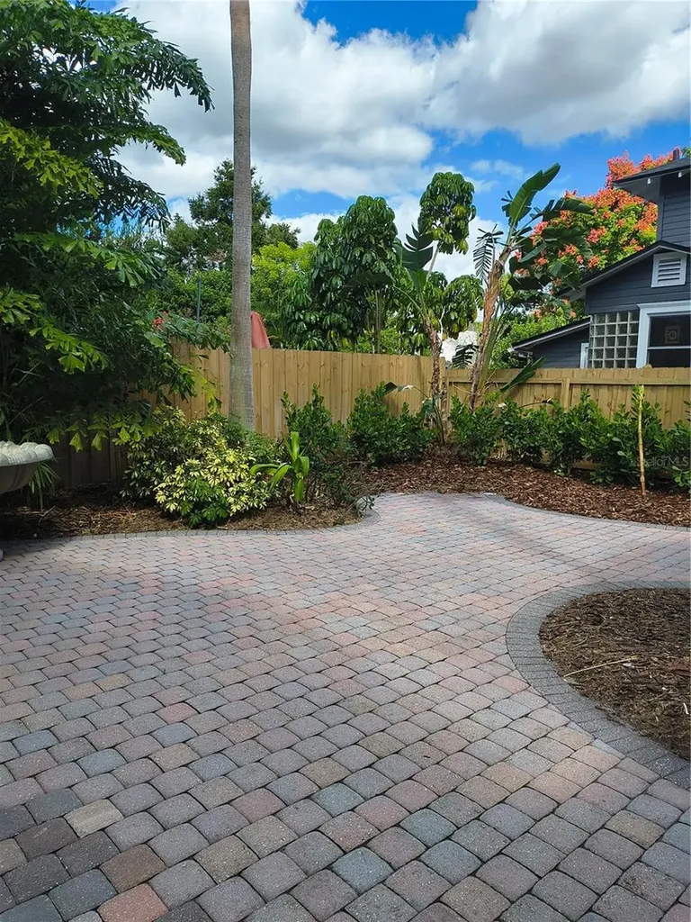 427 N Summerlin Avenue Orlando FL 32803