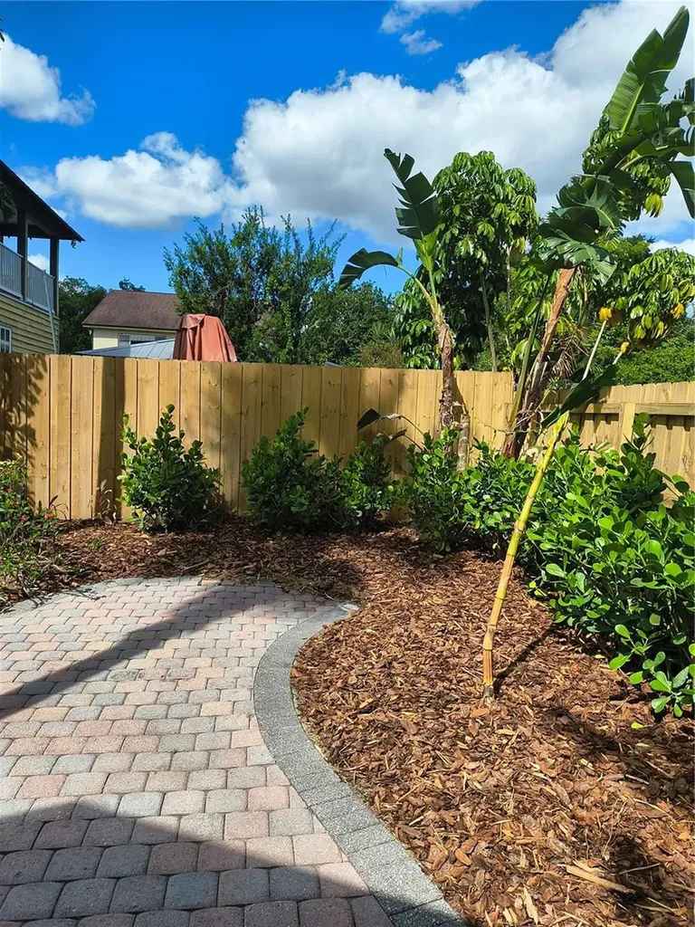 427 N Summerlin Avenue Orlando FL 32803