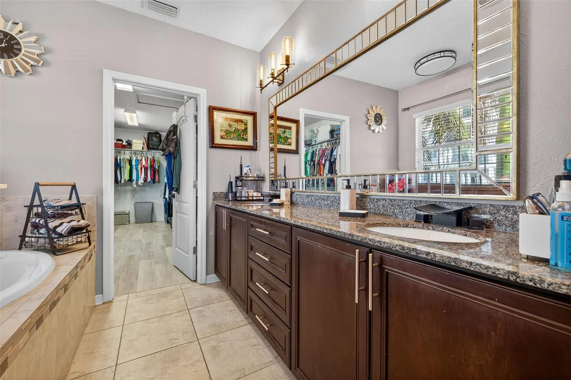 3059 3rd Avenue N St Petersburg FL 33713
