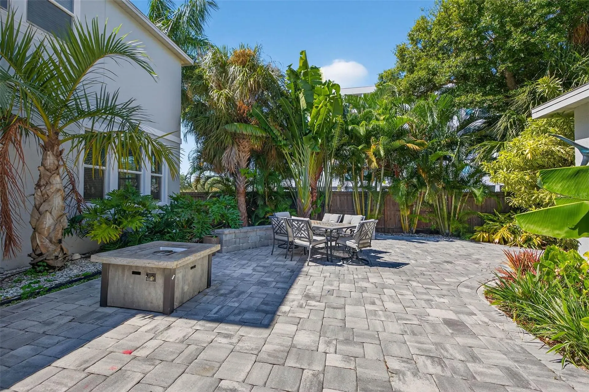 3059 3rd Avenue N St Petersburg FL 33713