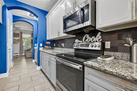 3059 3rd Avenue N St Petersburg FL 33713