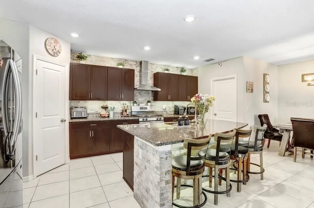 5426 Rainwood Meadows Drive Apollo Beach FL 33572