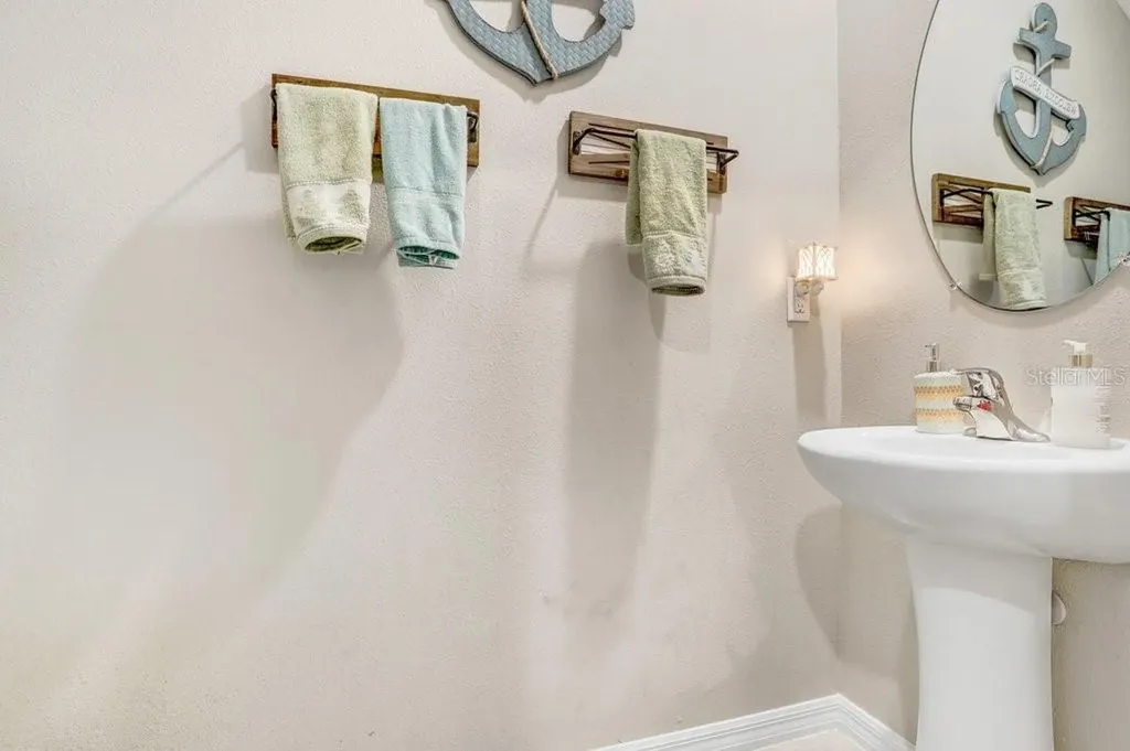 5426 Rainwood Meadows Drive Apollo Beach FL 33572