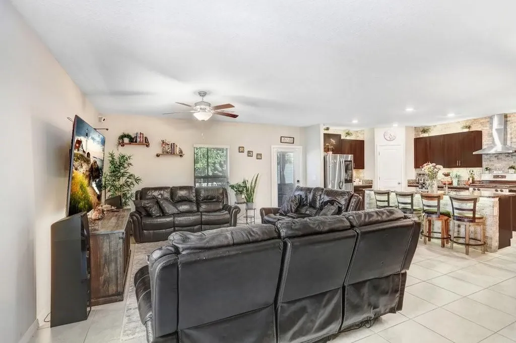 5426 Rainwood Meadows Drive Apollo Beach FL 33572