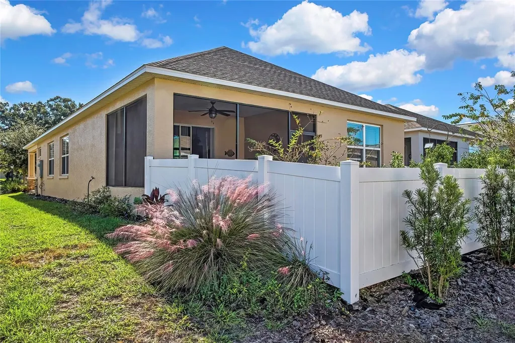 9764 SW 100th Avenue Road Ocala FL 34481