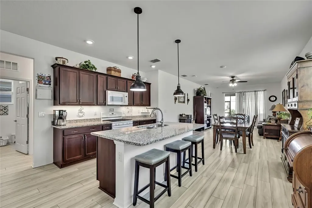 9764 SW 100th Avenue Road Ocala FL 34481