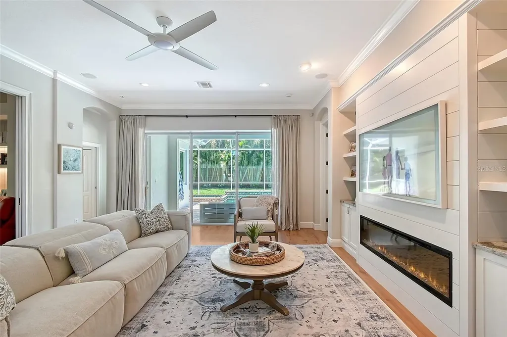 3921 Maravic Place Sarasota FL 34231