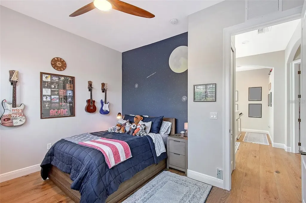 3921 Maravic Place Sarasota FL 34231